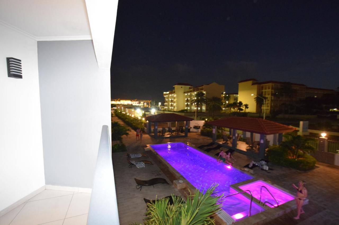 Arena Condos Aruba - Few Steps From Eagle Beach! Palm Beach Eksteriør billede