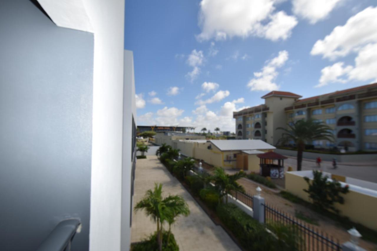 Arena Condos Aruba - Few Steps From Eagle Beach! Palm Beach Eksteriør billede