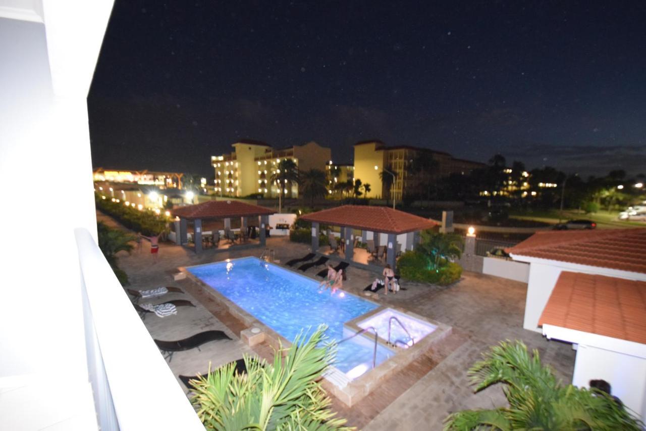 Arena Condos Aruba - Few Steps From Eagle Beach! Palm Beach Eksteriør billede